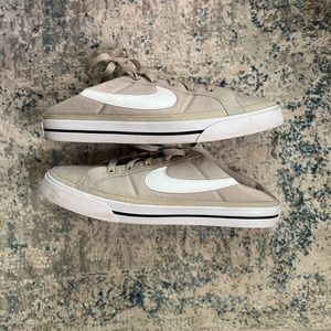 Nike Court Legacy Mule